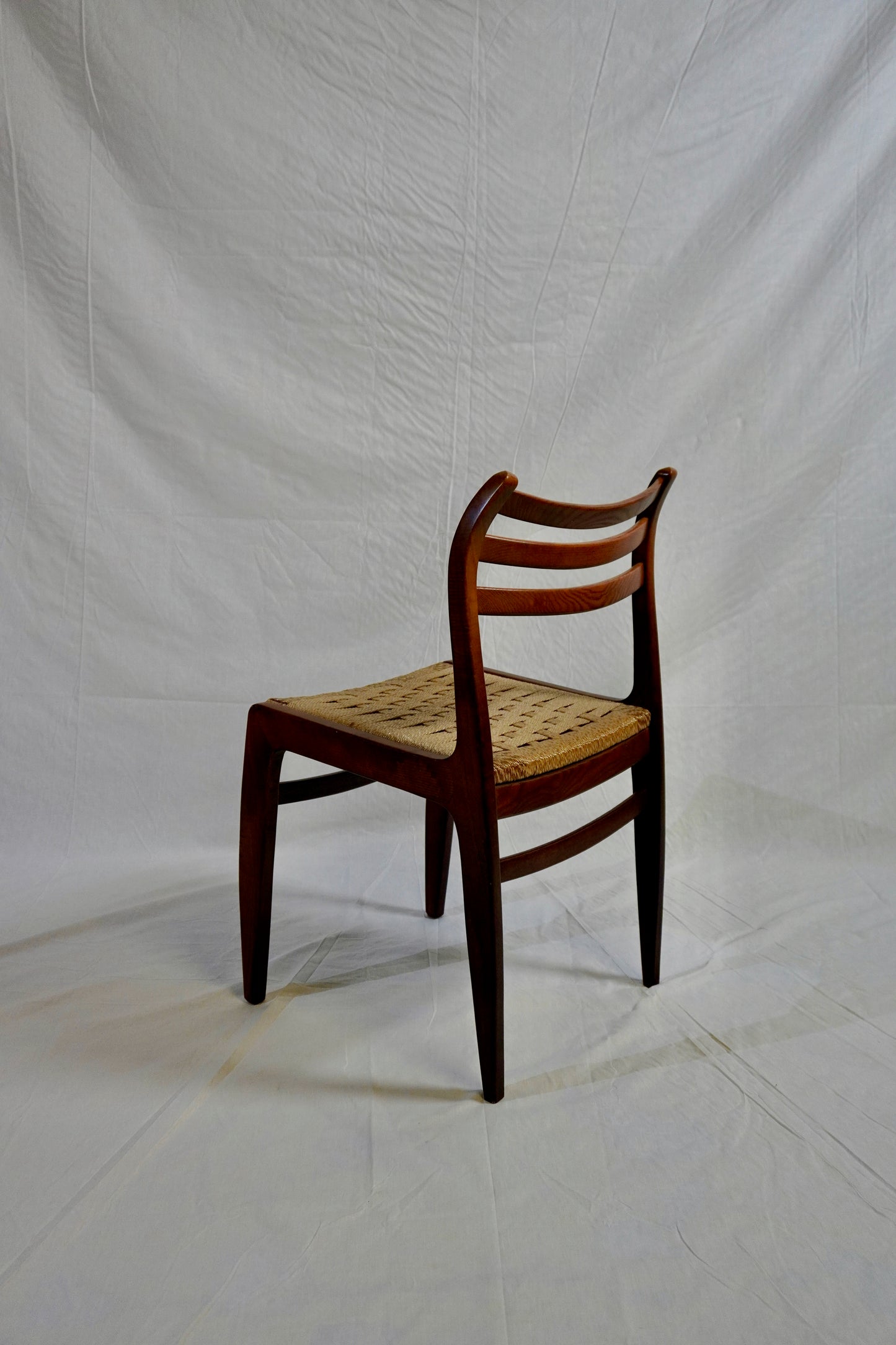 Chaise scandinave dans le gout de Niels Otto MØLLER structure en teck massif ⎜ années 1960