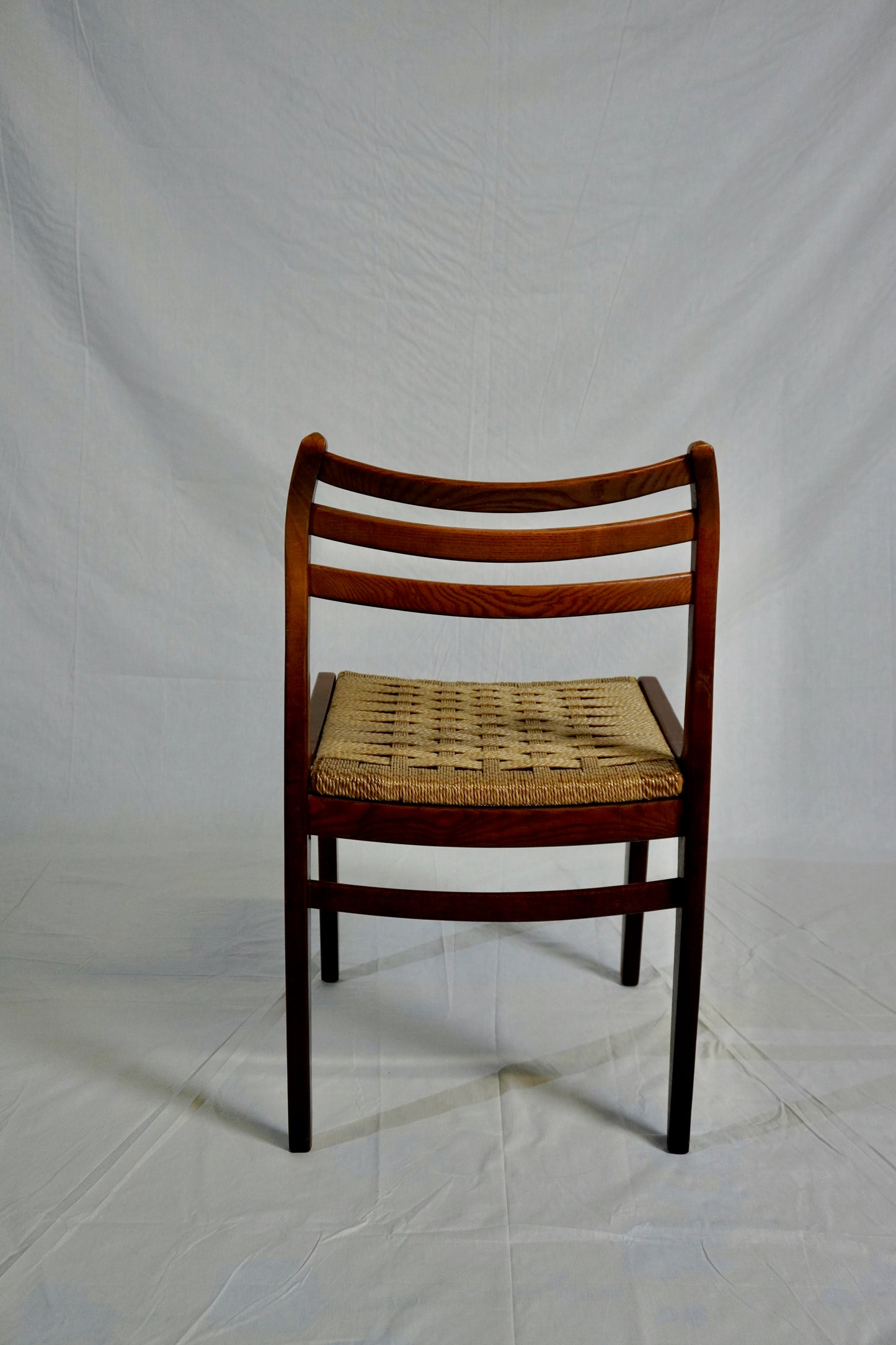 Chaise scandinave dans le gout de Niels Otto MØLLER structure en teck massif ⎜ années 1960