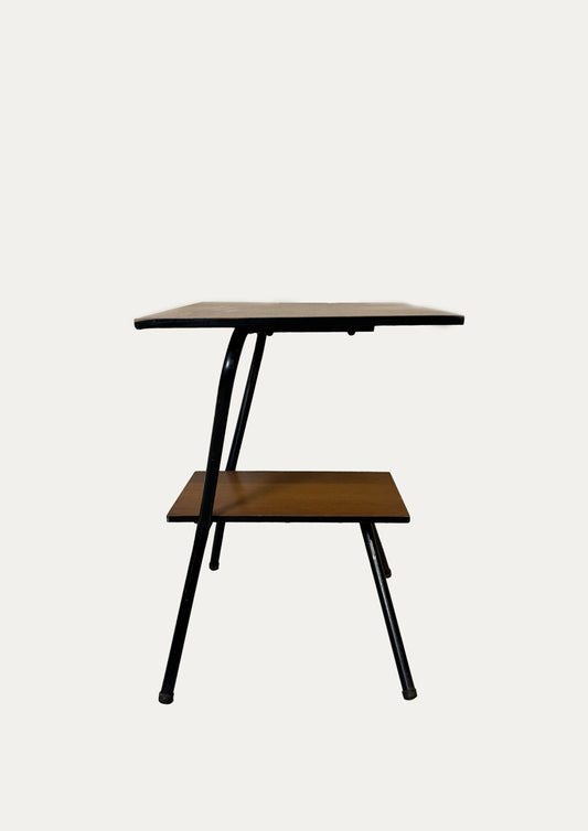 Bout de canapé vintage en métal tubulaire et tablettes stratifiées ⎜ Années 1950