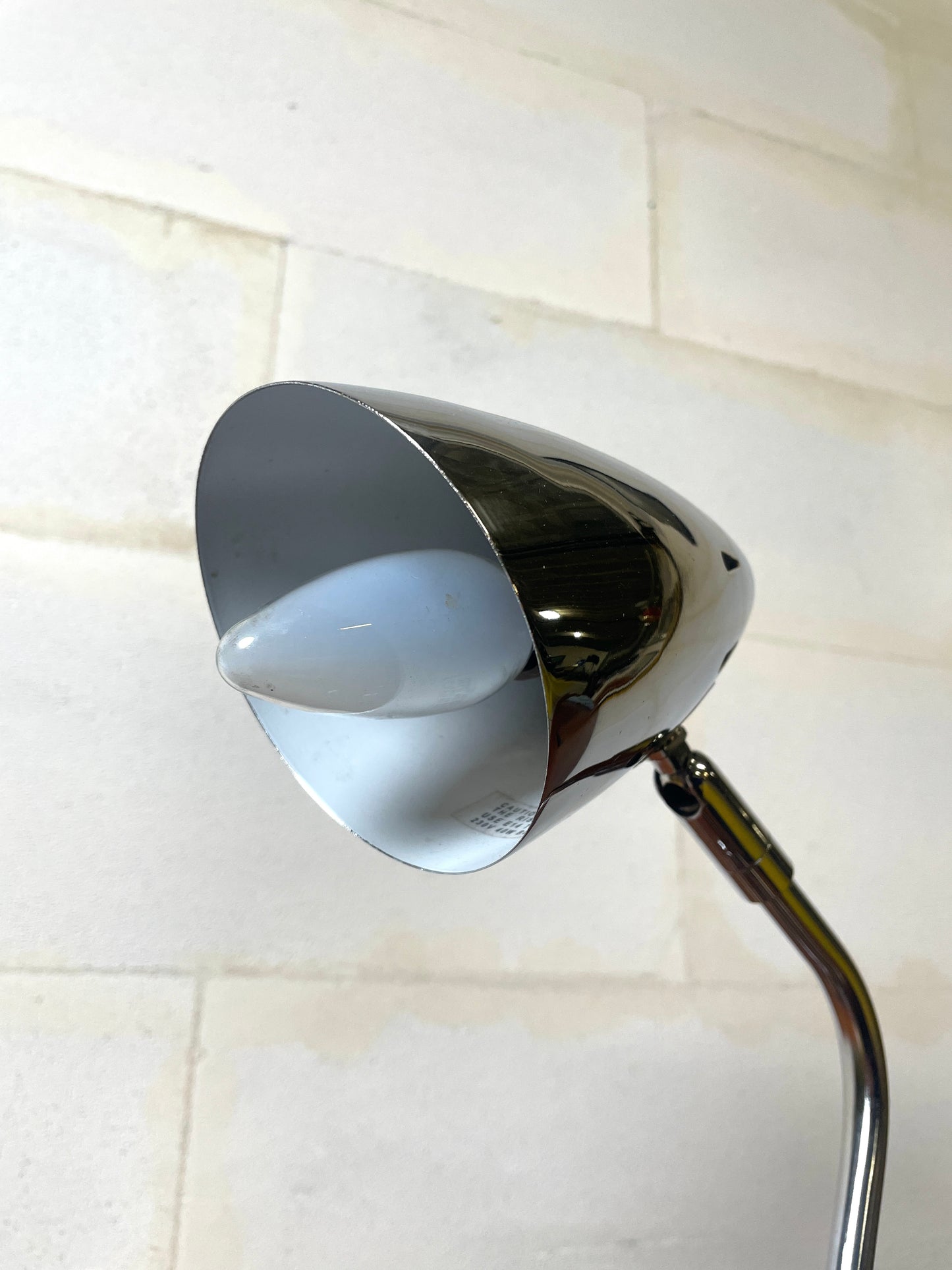 Spiral Space-Age Chrome Desk Lamp ⎜ 1980s