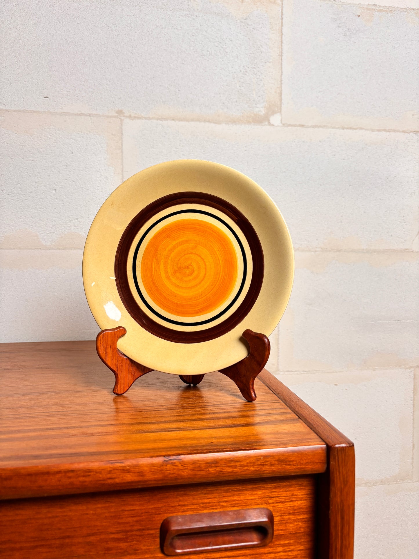 Ensemble de 16 Assiettes Plates en Céramique Motif Gallia de la Manufacture de Giens ⎥ années 1960