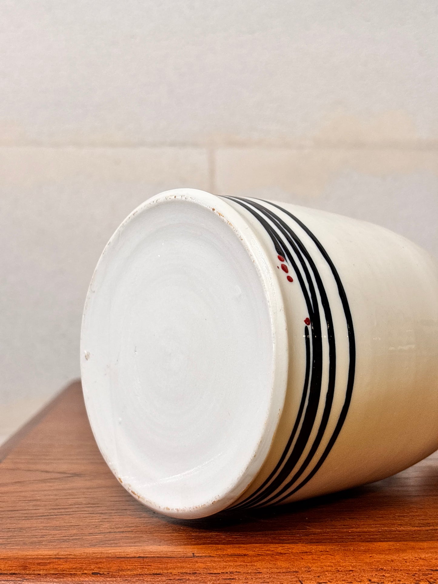 Pichet en porcelaine artisanale, Laurence Thomas