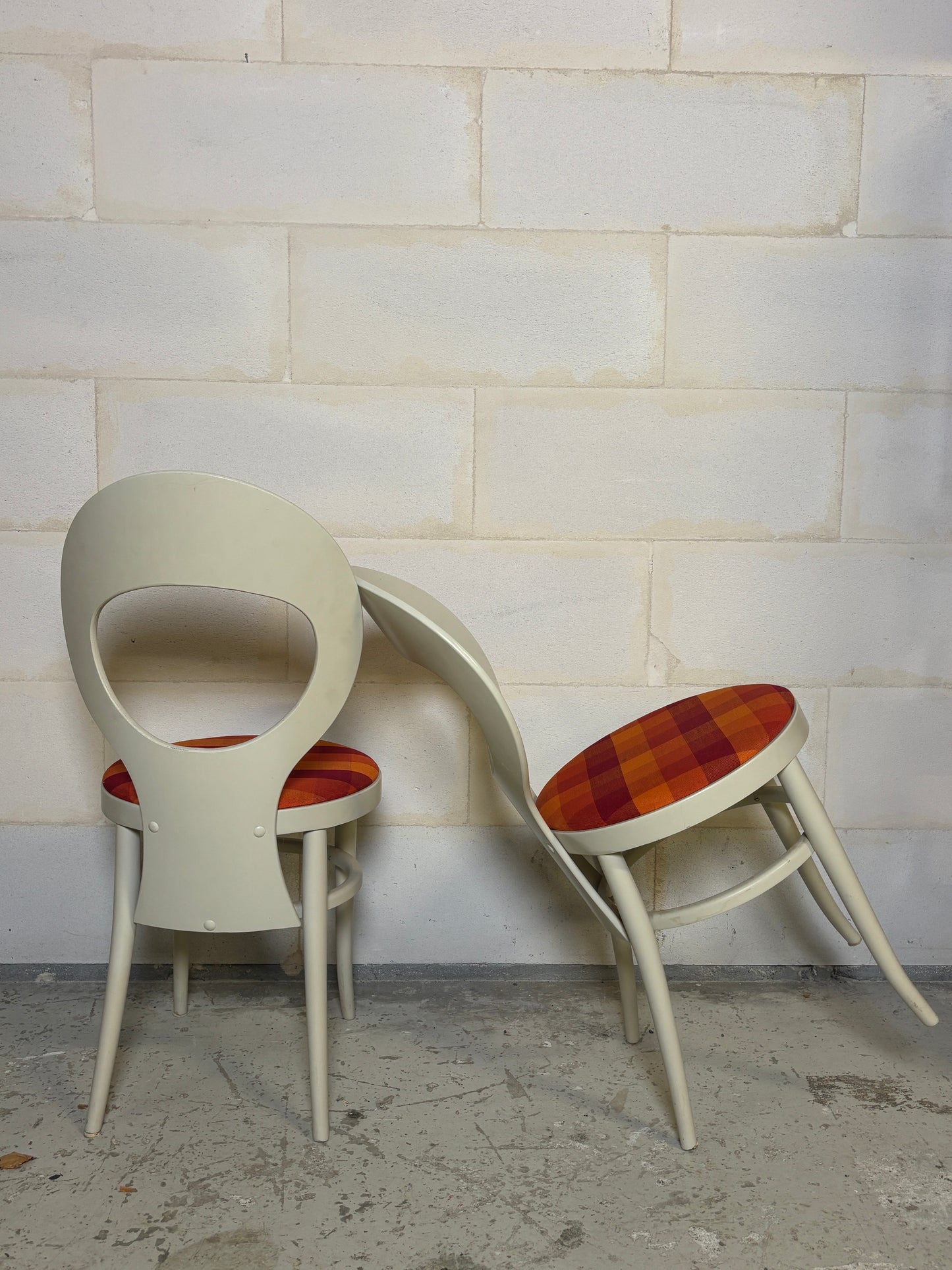 2 Chaises Baumann Modèle "Mouette" ⎜ Années 1970