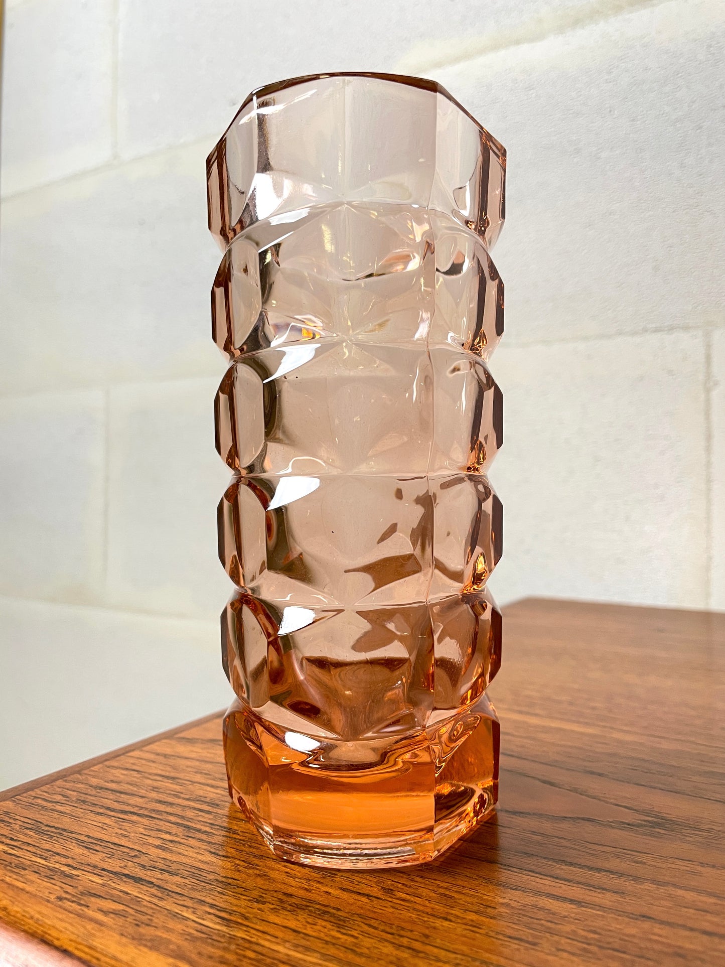 Rare Pink 3-sided Decline Vase by JG Durand for LUMINARC ⎜ 1970s