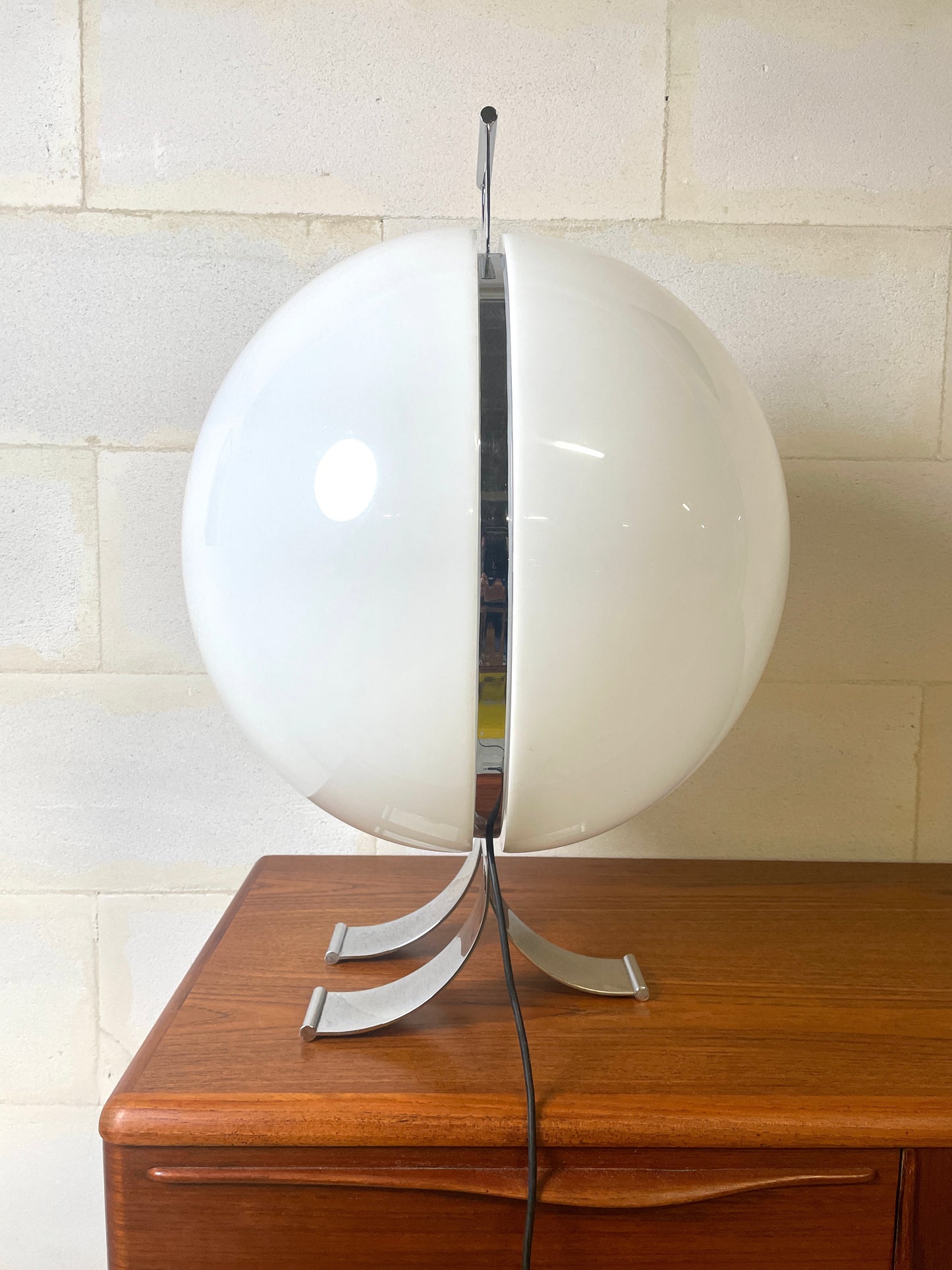 Lampe de table Modèle Sfera par Cuccuru Beni pour ECOLIGHT, Italie ⎜ années 1970