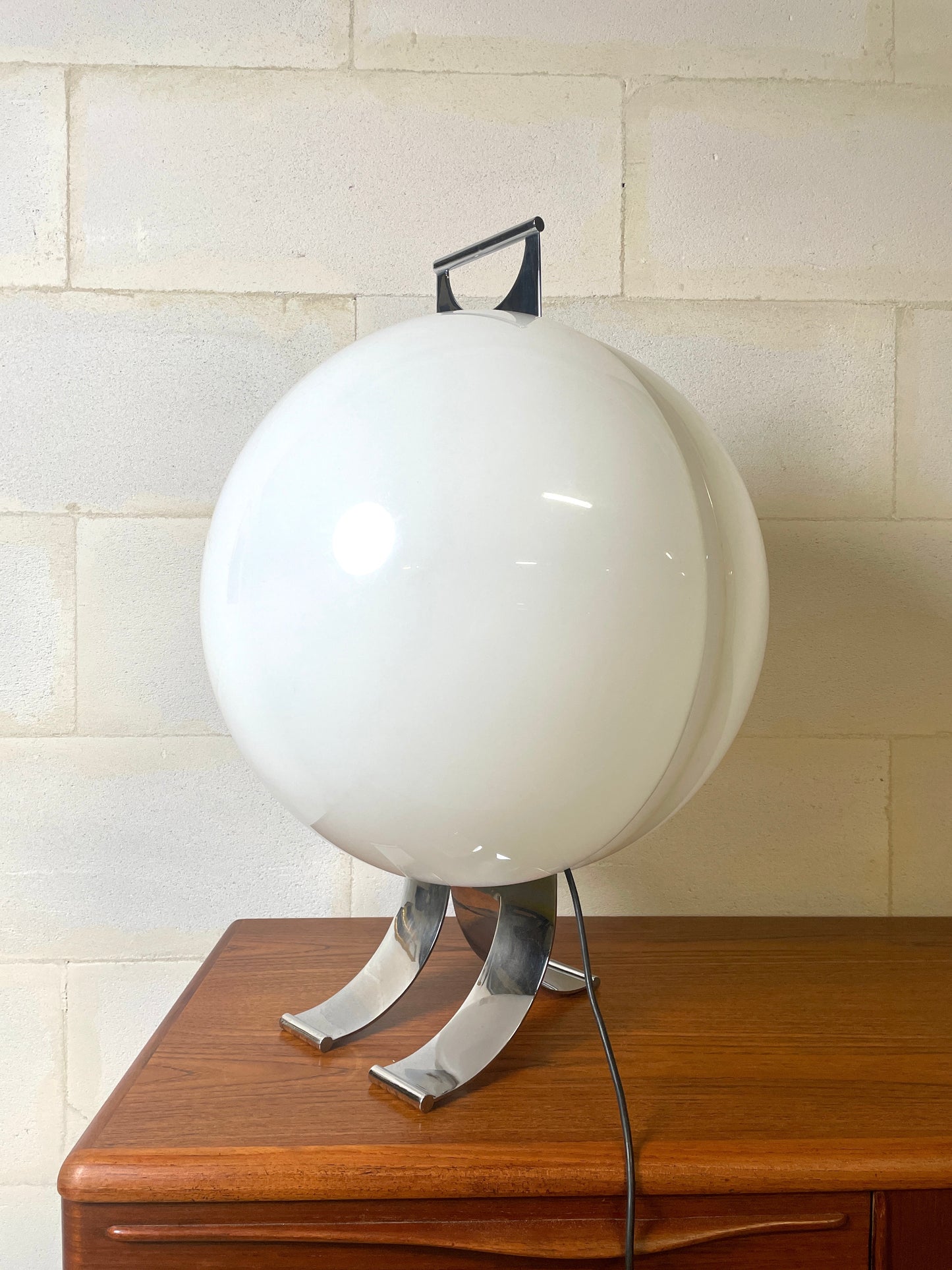 Lampe de table Modèle Sfera par Cuccuru Beni pour ECOLIGHT, Italie ⎜ années 1970