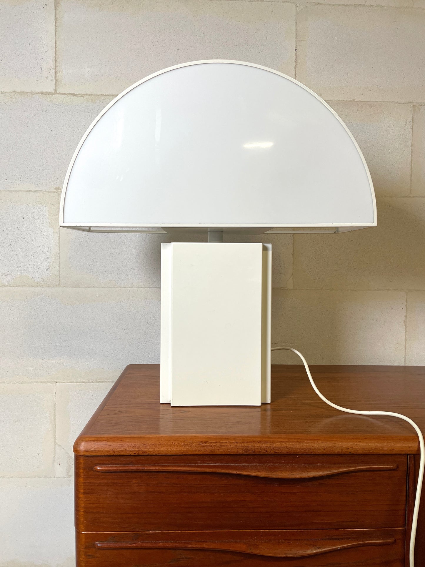 Large OLYMPE desk lamp by Harvey Guzzini for ED, Italy ⎜ 1970s