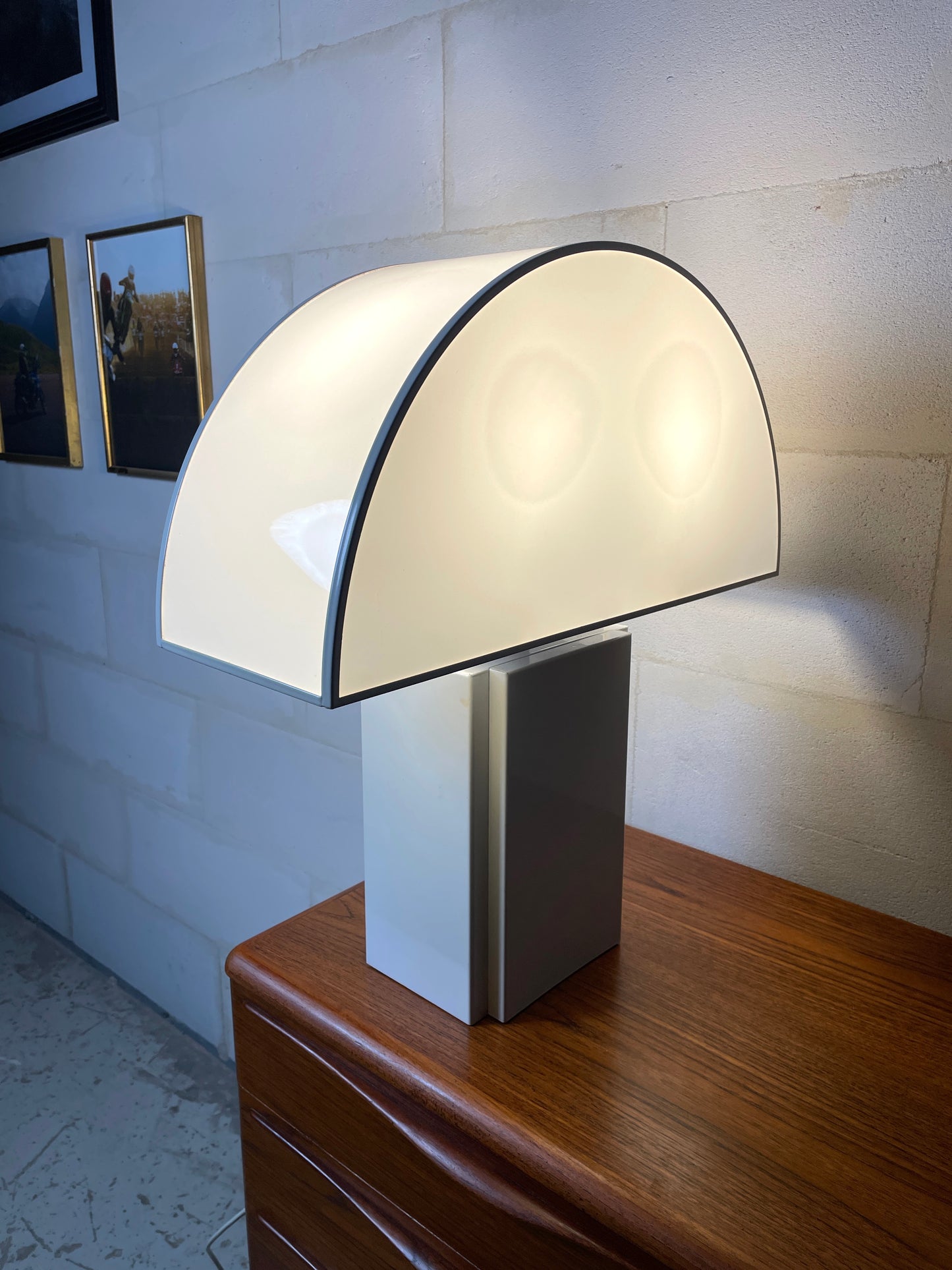 Grande Lampe de bureau OLYMPE par Harvey Guzzini pour ED, Italie ⎜ années 1970