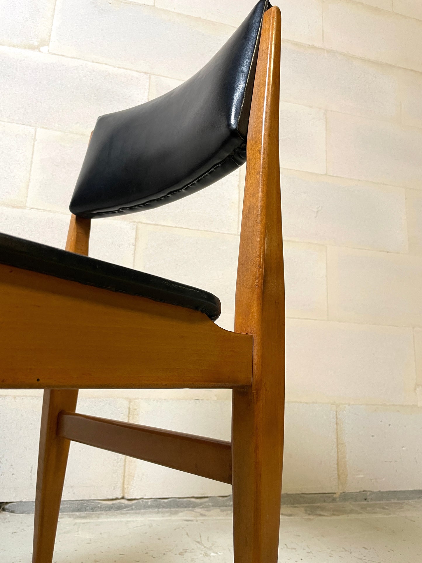 Set of 6 Scandinavian Style Chairs in Black Leatherette and Teak ⎜ 1960s