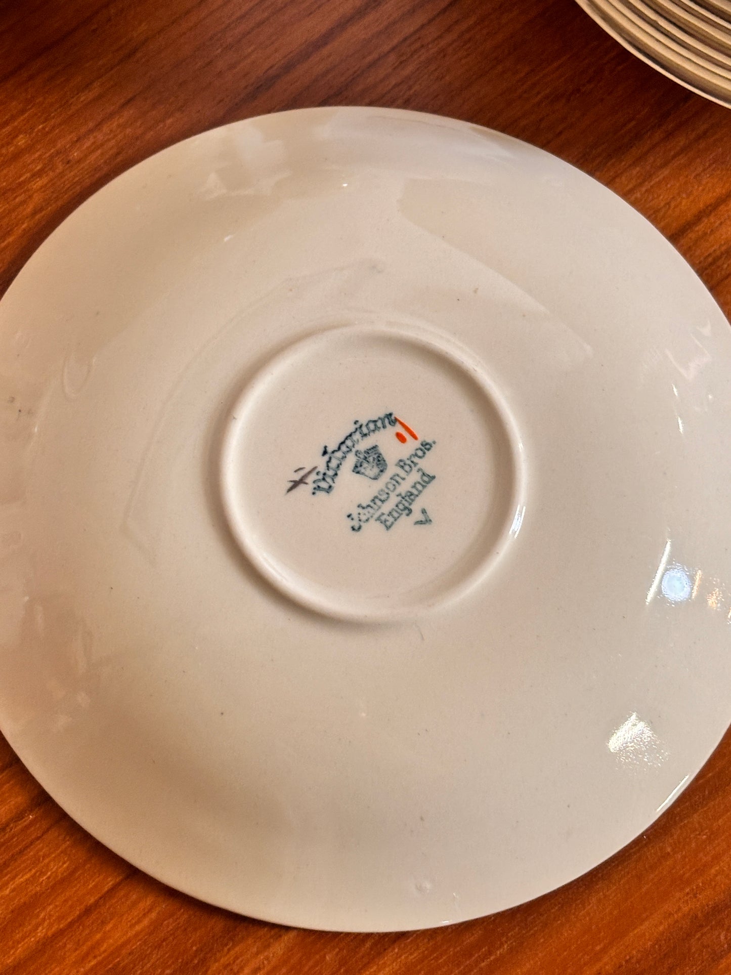 Lot de 11 tasses, soucoupes et 2 sucrier Johnson Brother I Années 70