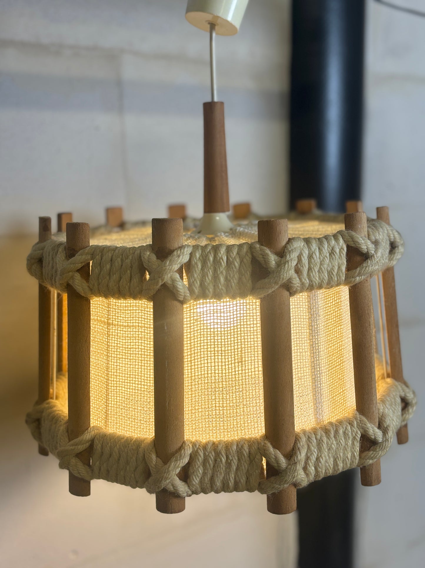 Scandinavian vintage braided rope pendant light | 60s-70s