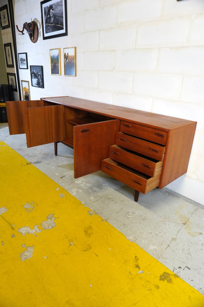 Grande enfilade vintage scandinave en teck ⎥ années 1960