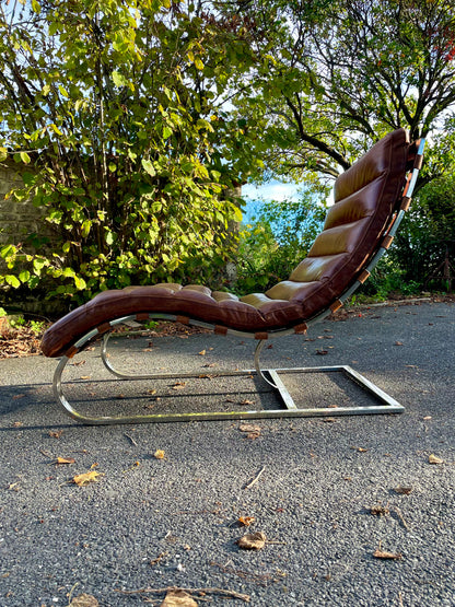 Chaise longue PIB Paris en cuir patiné et acier chromé, années 1990-2000