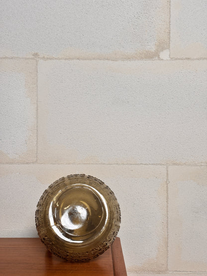 Pichet en verre moulé motif fleur I Années 70